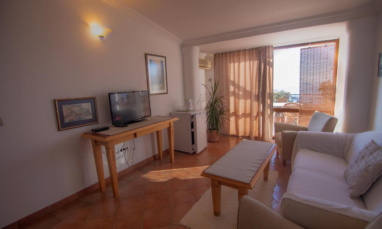 Apartments And Rooms Levantin Inn Sveti Stefan Eksteriør bilde